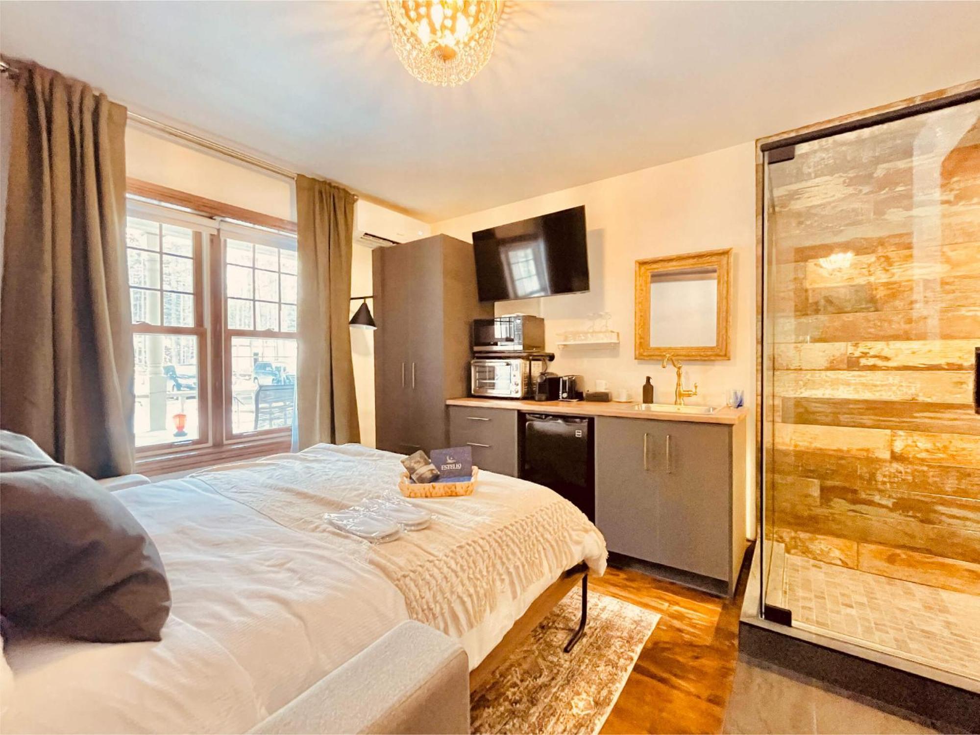 Estello Suites & Spa Лак-Меґантік Номер фото